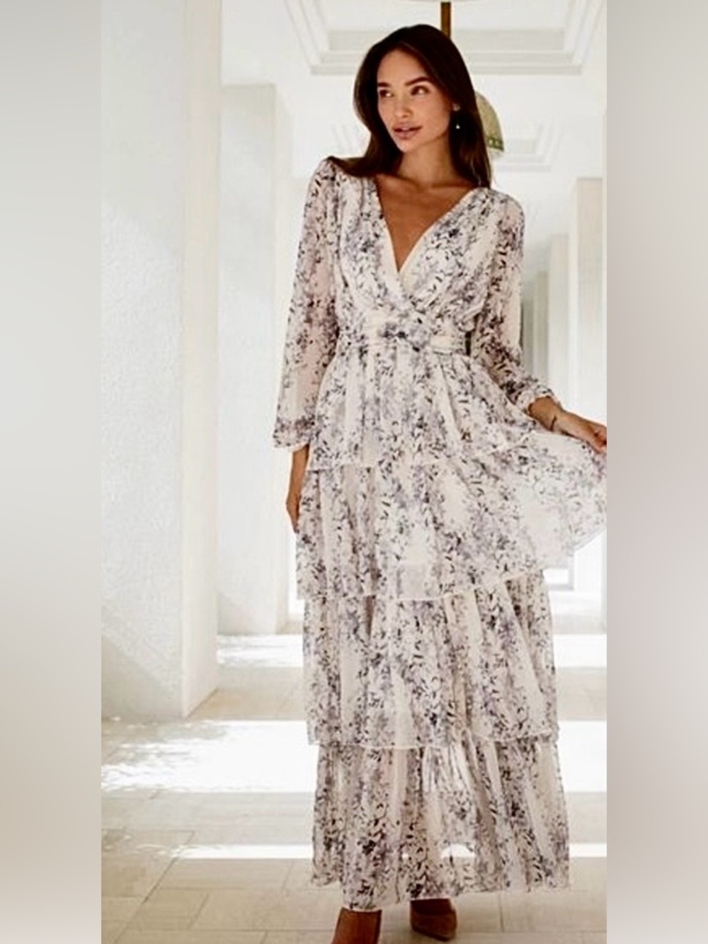 Anne Louise Boutique Jacqueline Tiered Long Sleeve Floral Maxi Dress Size 8